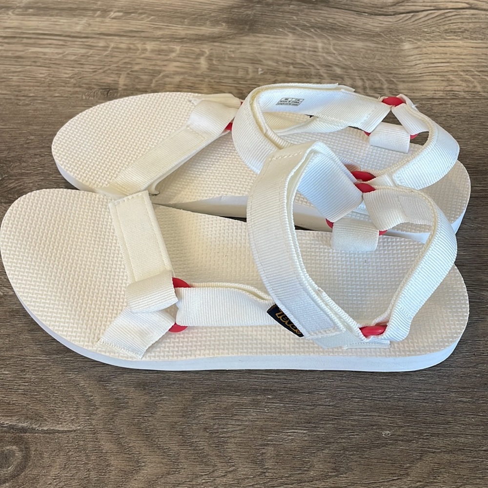 NEW Mens TEVA ORIGINAL UNIVERSAL SPORT Bright White US Size 9 WATER STRAP SANDAL - Picture 3 of 5